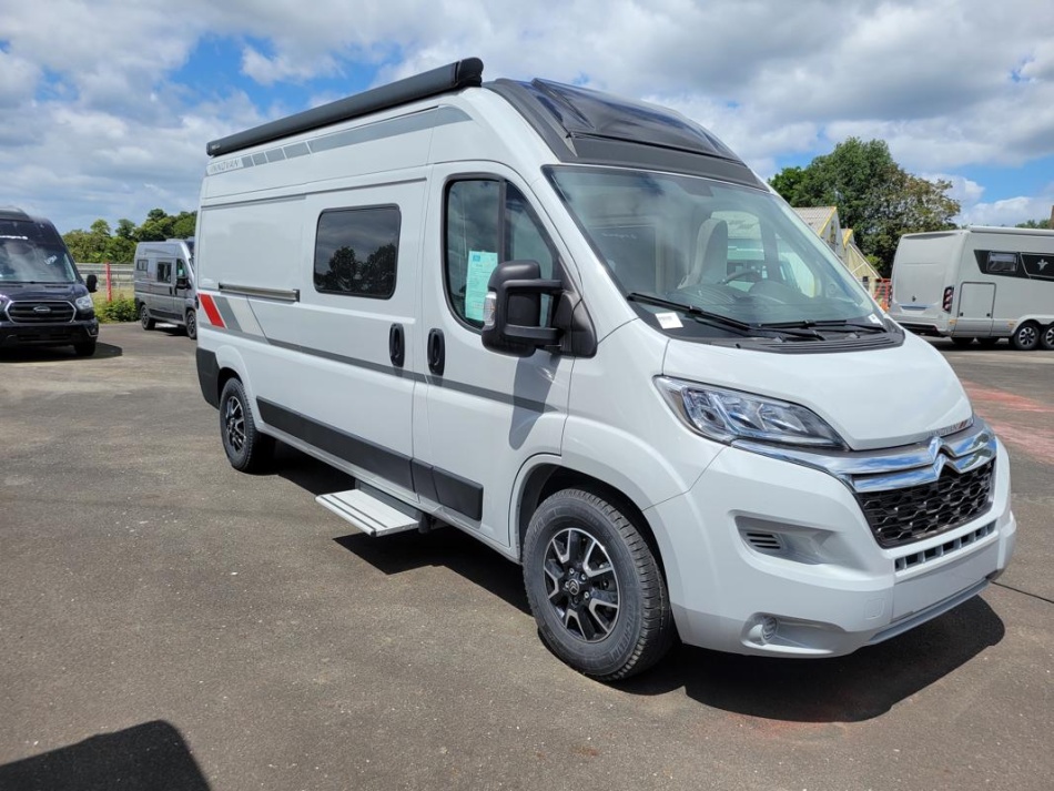 camping car LMC  INNOVAN 600 modèle 2024